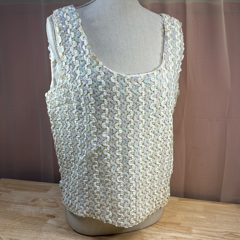 Vintage Cream Sequined Lined Scoop Neck Sleeveless Top-Back Zipper